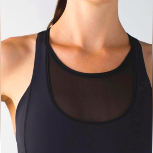 Lululemon Mesh With Me razorback tank top, black, size 4 - Picture 2 of 8